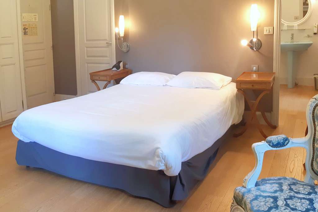 Chambre d’hôtel Cantal
